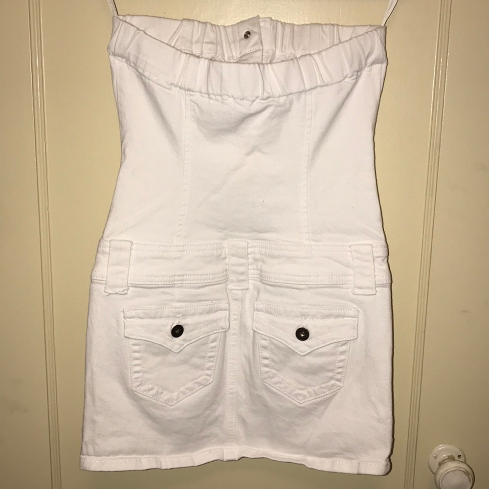 Guess - Picture 2 of 2